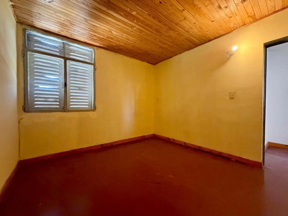 2054489863_interior_other