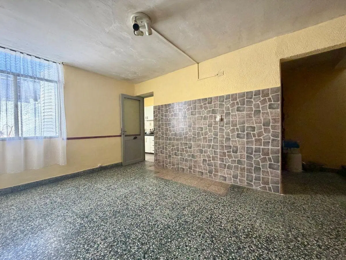 2054489877_interior_other